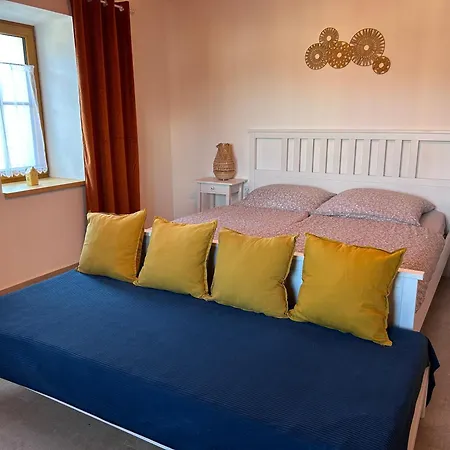 Dubovsky Dvor * Dubove