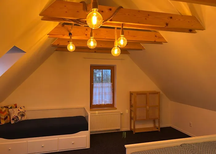 Dubovsky Dvor بيت للعطل Dubove